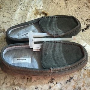 Men’s NWT Leather Slippers Sz 10